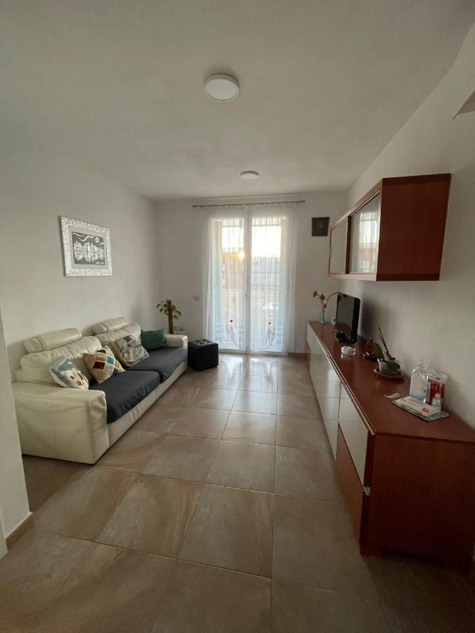 Kasia Porta Sul Mare Di Livorno Free Parking Экстерьер фото